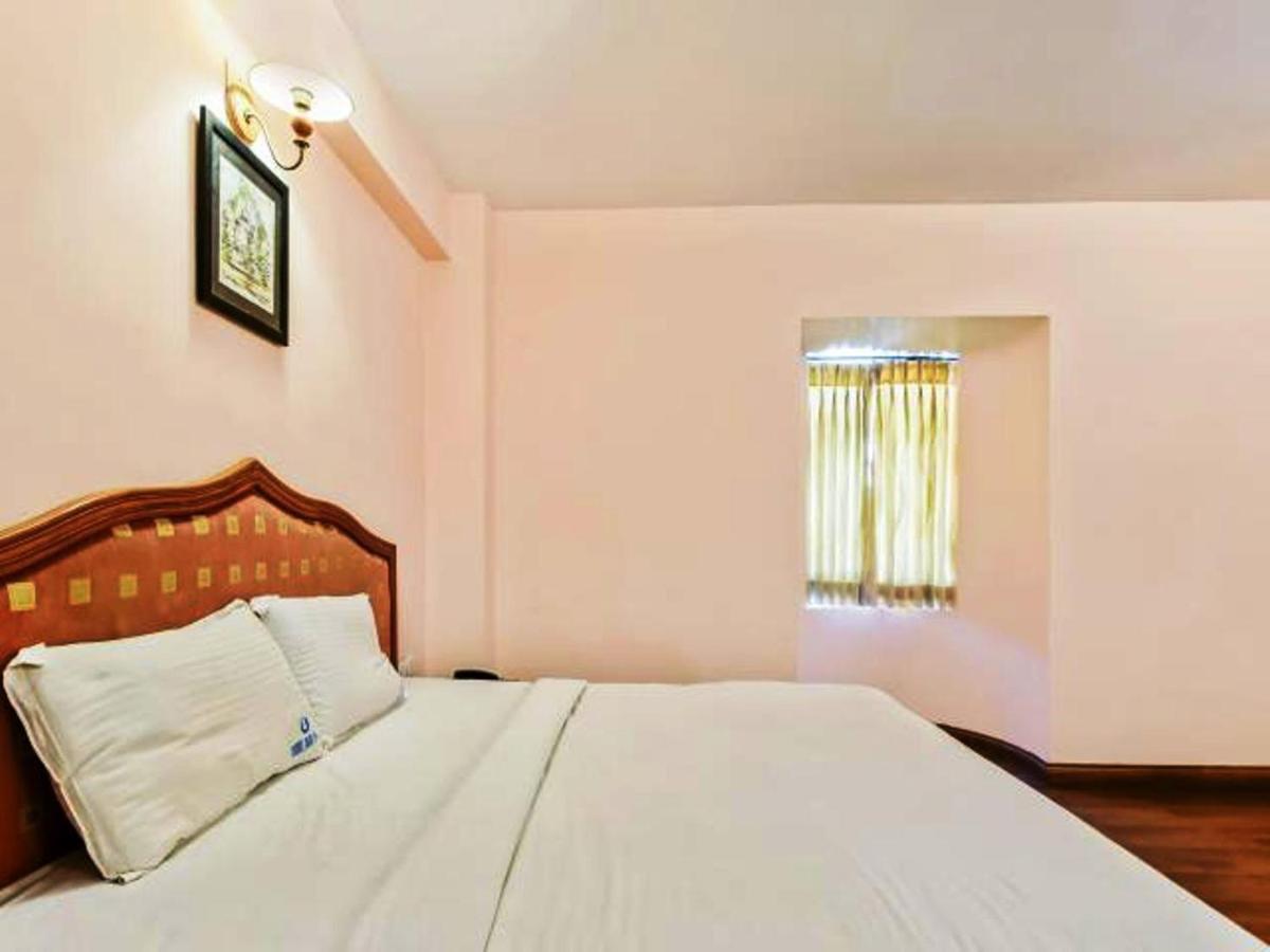 Hotel Blue Bird Утакаманд Экстерьер фото